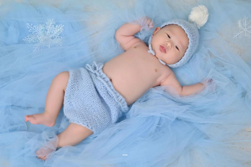 万宁宝宝老喊肚子疼还发烧